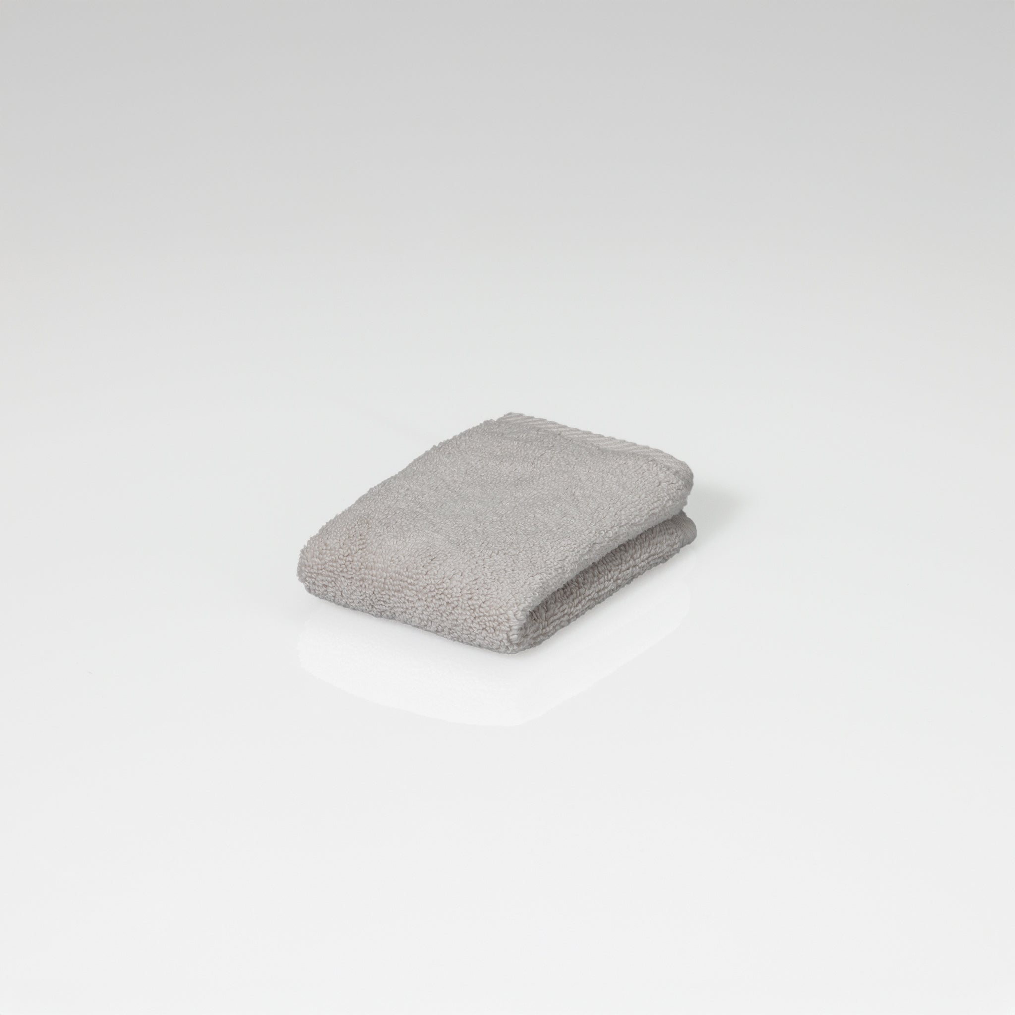 ラグジュアリーハンドタオル – Gluxury